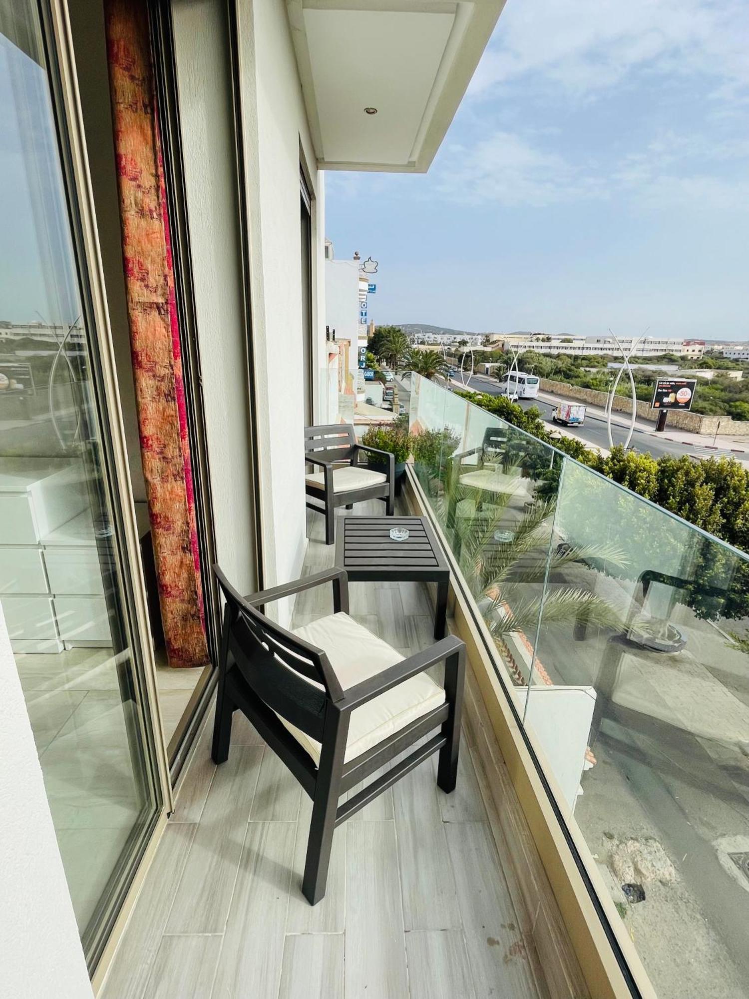 Prestigious Apartment Ес-Сувейра Екстер'єр фото